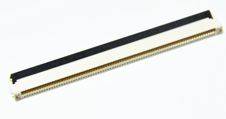 歐姆龍連接器XF3M：旋轉鎖定，高密度互聯新標桿